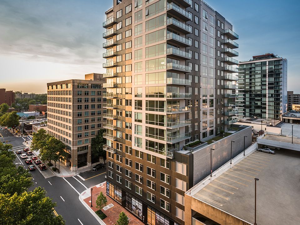 At 17 floors, Cheval Bethesda is the city s tallest condominium residence.