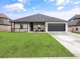 236 Ramsey St, Gentry, AR 72734