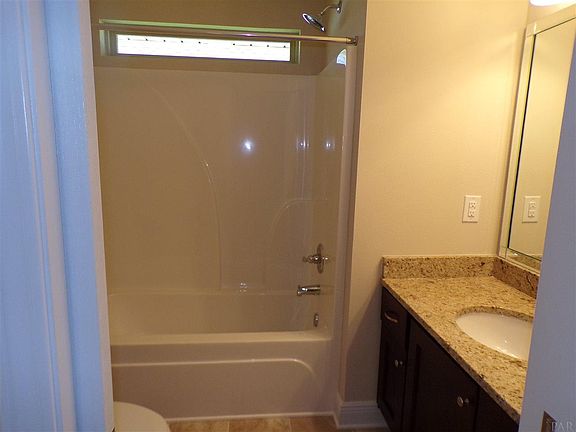5th image of 6099 Twenty One Oaks Dr