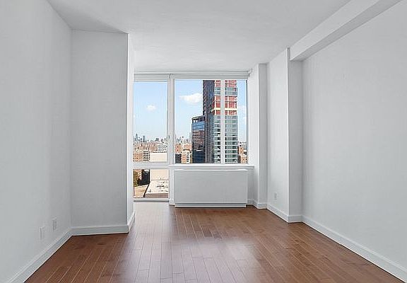5th image of 80 Dekalb Ave #30C