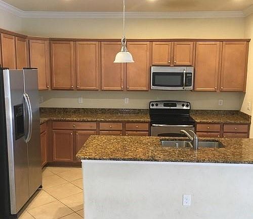 3rd image of 10472 Yorkstone Dr