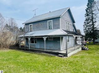 412 Richardi St, Bellaire, MI 49615