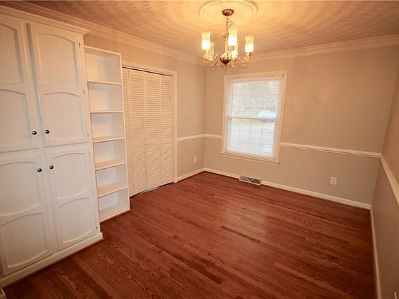4th image of 225 Britwell Dr