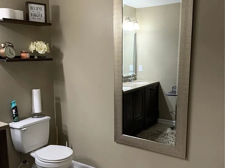 532 Glenway Dr — Photo 10