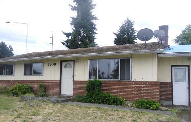 1st image of 13611 NE 49th St