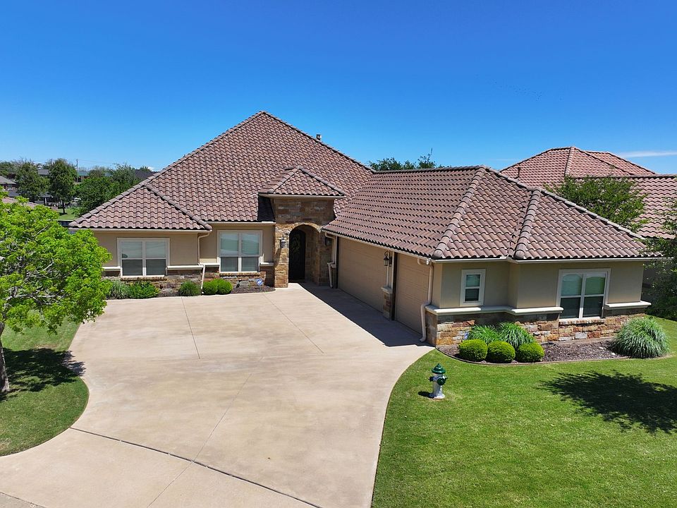 1st image of 1605 Malibu Bay Ct