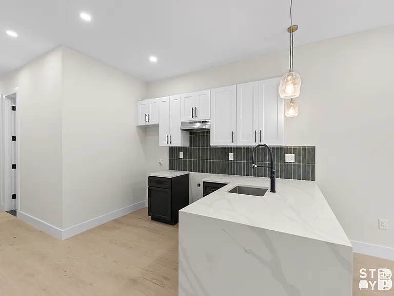 63 Suydam St #1 — Photo 7