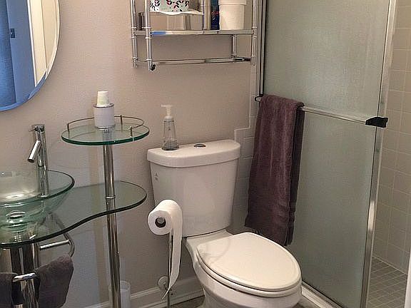 5th image of 201 Kings Blvd APT 11