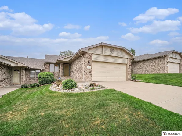 2321 Atwood Cir, Lincoln, NE 68521