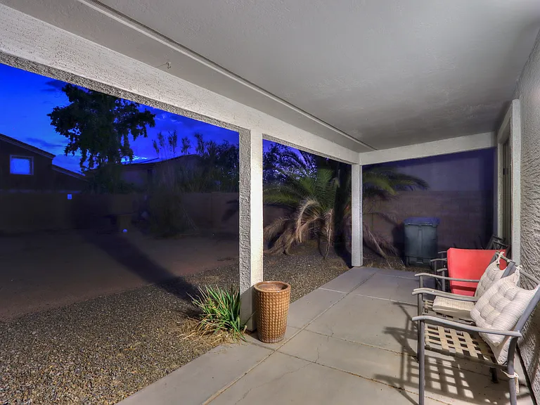 1235 W Castle Dr — Photo 30