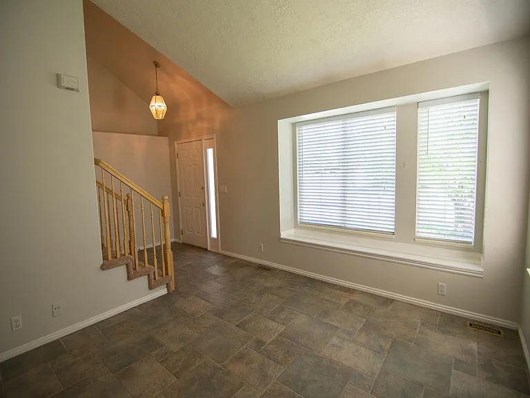 9288 S Boise Cir — Photo 2