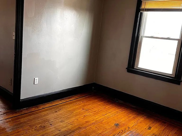 248 W Olney Ave — Photo 14