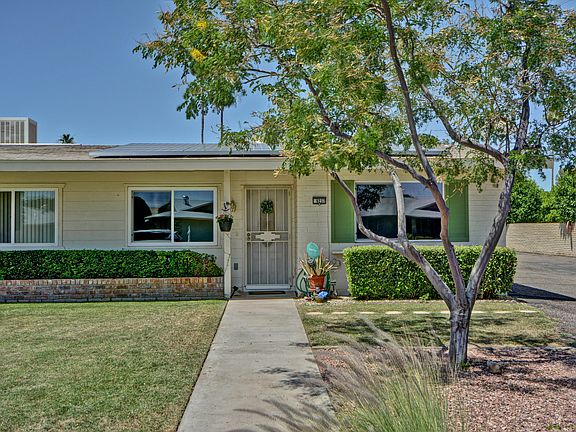 2nd image of 9237 N 111th Ave