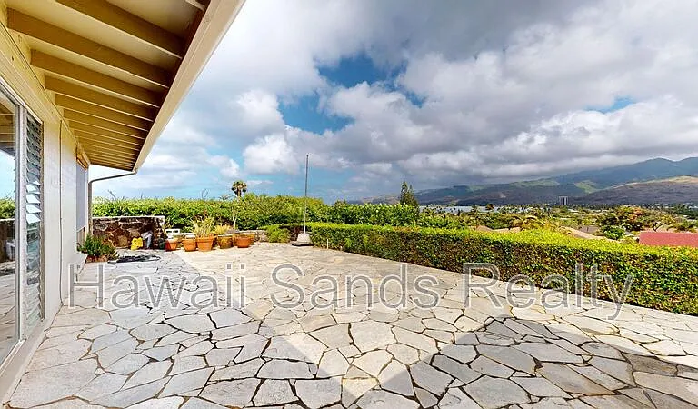 366 Poipu Dr — Photo 15