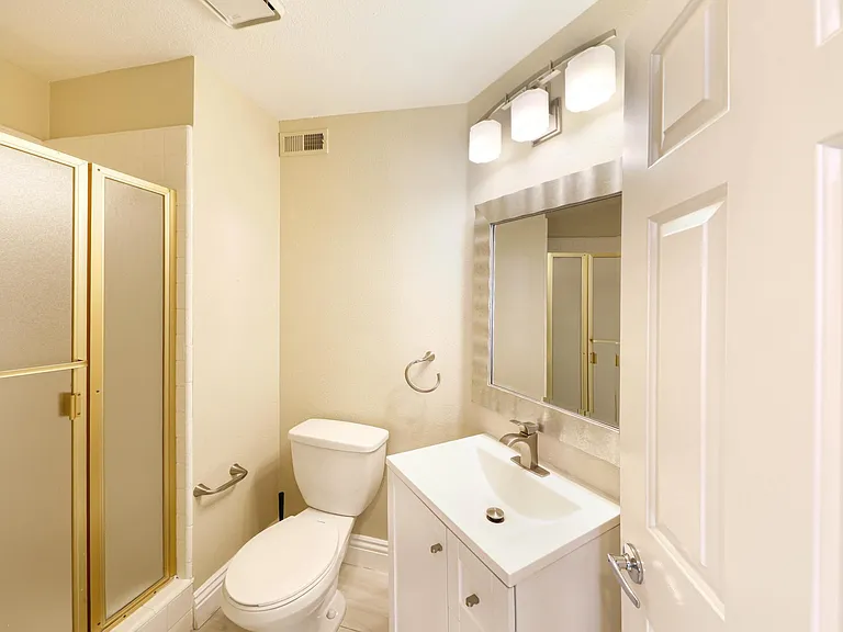 25721 Weston Dr — Photo 22
