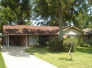 9121 Darby Ln, River Ridge, LA 70123