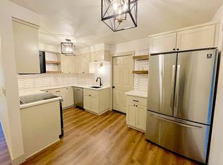3490 Casteel St, Hubbard, OR 97032