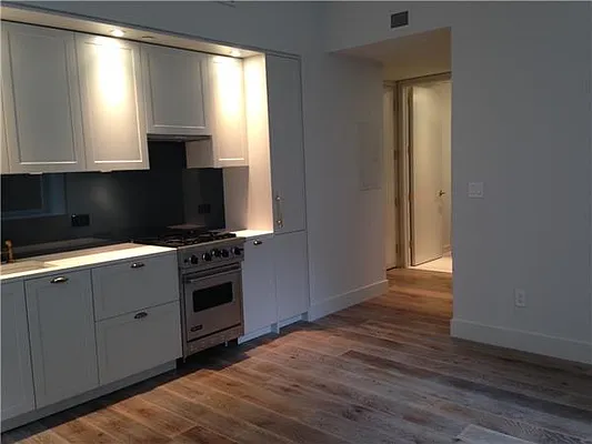 Rented by Empire State Properties | media 9