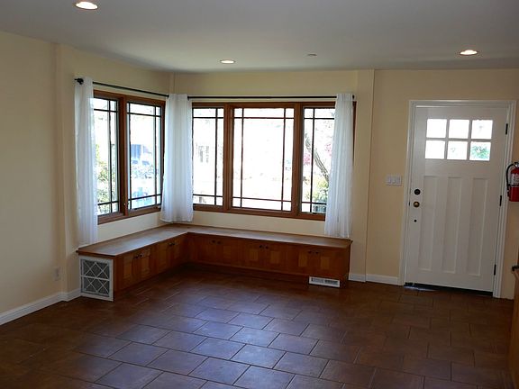 3rd image of 519 Tamalpais Dr