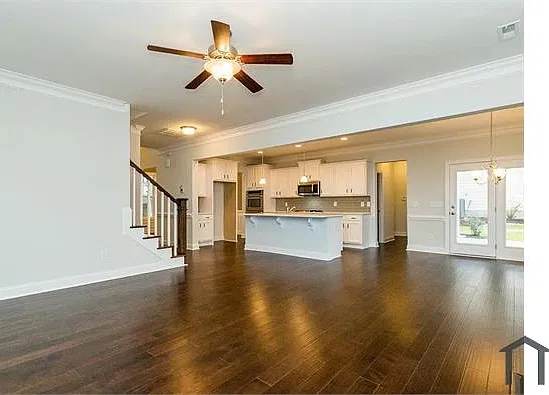 544 Jones Bluff Way