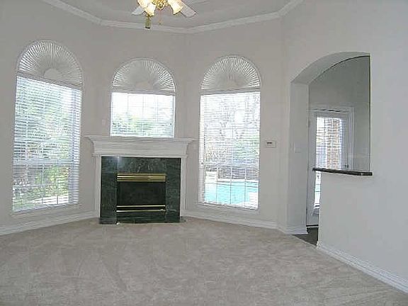 4th image of 1216 Glenbury Ct