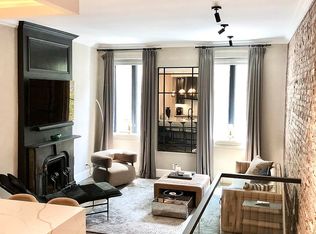 213 W 22nd St, New York, NY 10011