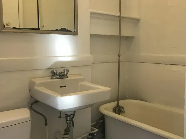 17 Garden St #2, Boston, MA 02114