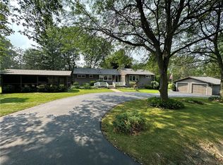 3276 Walker Rd, Auburn, NY 13021
