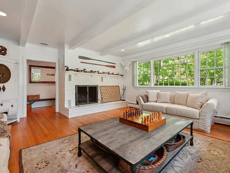 1800 Westphalia Rd — Photo 13