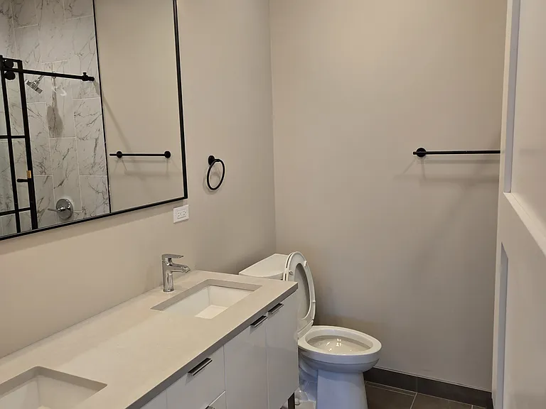 2909 N Milwaukee Ave #1 — Photo 9