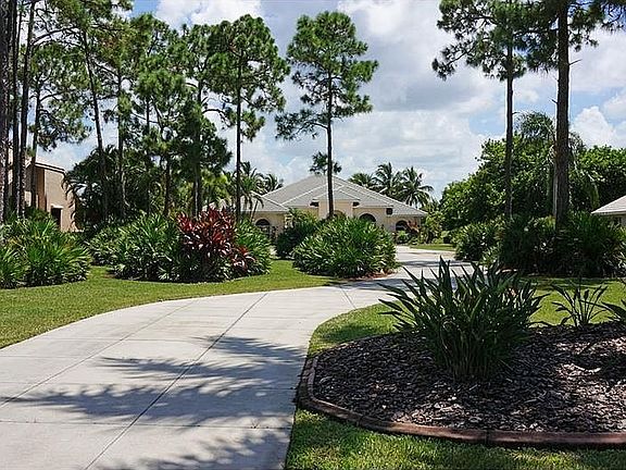3rd image of 5061 Cape Cole Blvd