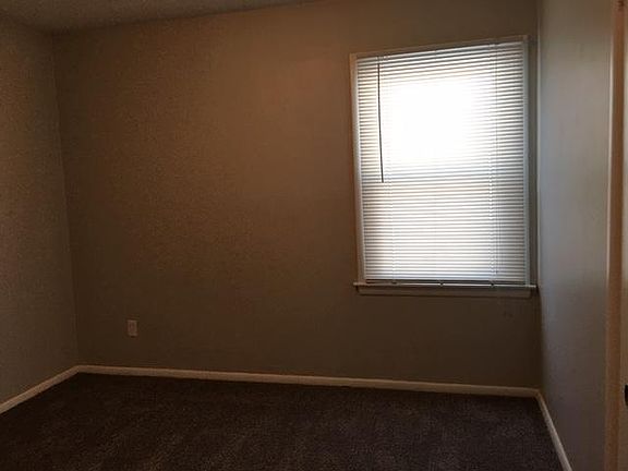 5th image of 9120 Bobb Ave