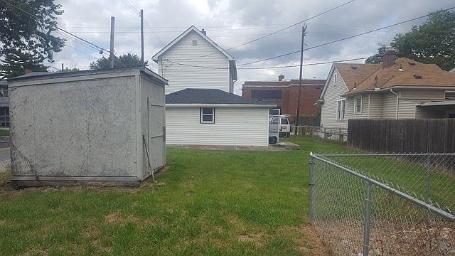2nd image of 2404 S 5th St