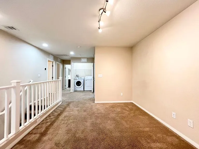 11002 Sardinia Sands Dr — Photo 12