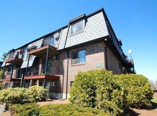 36 Main St APT 3, North Reading, MA 01864