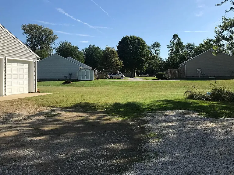 1537 Benjamin Ct #2 — Photo 16