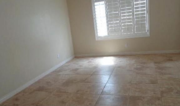 4th image of 2331 W Night Owl Ln