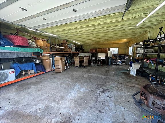 5th image of 527 Moritz Rd