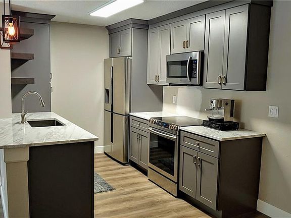 3rd image of 1979 Summer Club Dr APT 203