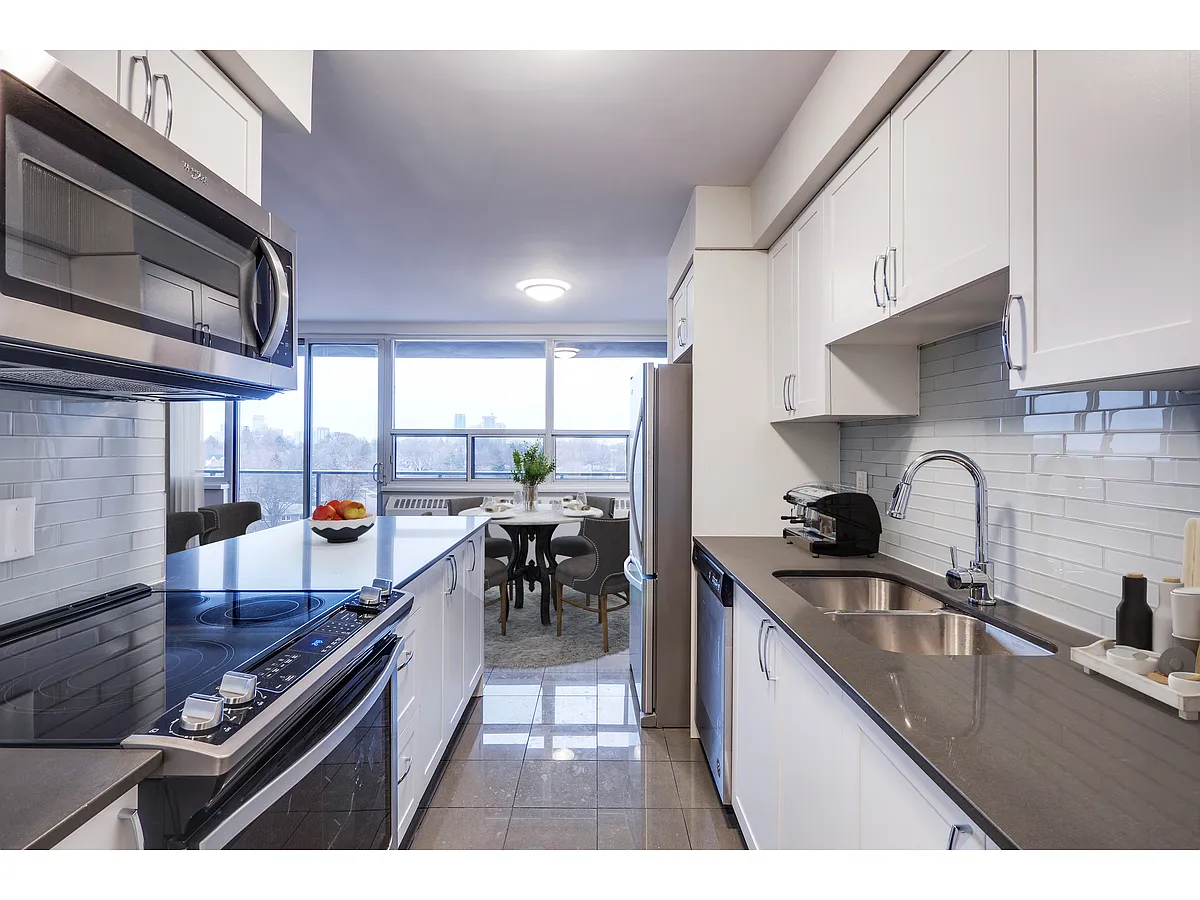 3434 Eglinton Ave E #1108250 photo 1