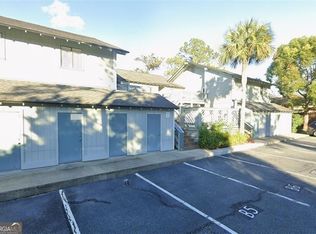 100 Blair Rd APT B6, Saint Simons Island, GA 31522