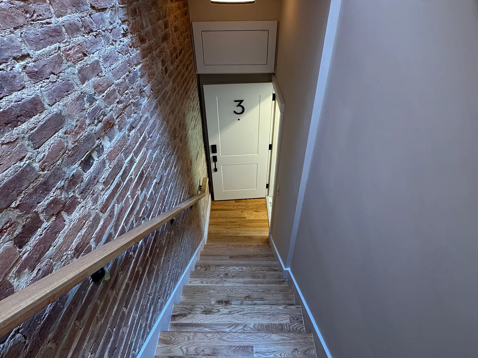 3 bed, 1200 sqft, $2,700 — Photo 2
