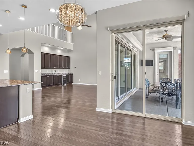 2852 Josephine Dr — Photo 12