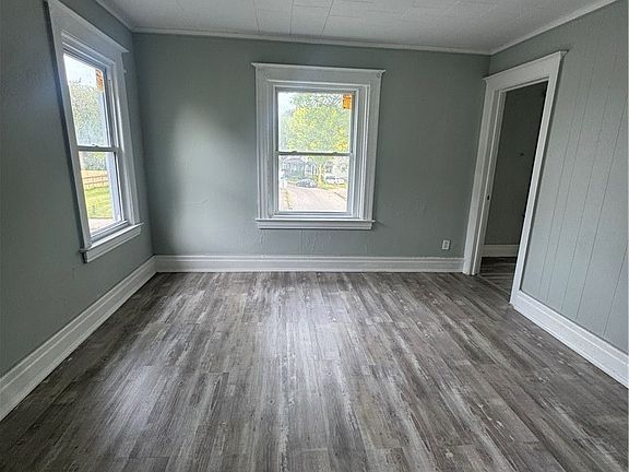 5th image of 599 Portland Ave #595