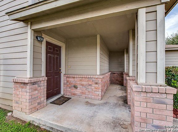 2nd image of 9902 Sungate Park