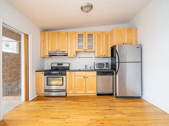 3rd image of 24 Sherman Ave #3