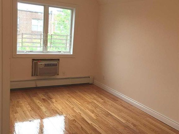 4th image of 61-45 218th St Floor 2