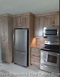 2nd image of 37 Jones St
