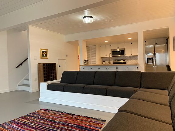 Custom-built seating for 10