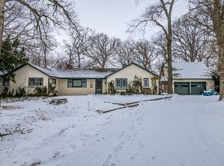 29W561 Hawthorne Ln, West Chicago, IL